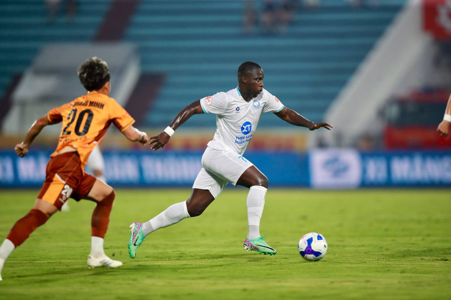 nam dinh vs hagl 3.jpg