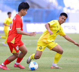 u17 viet nam malaysia 4.jpg