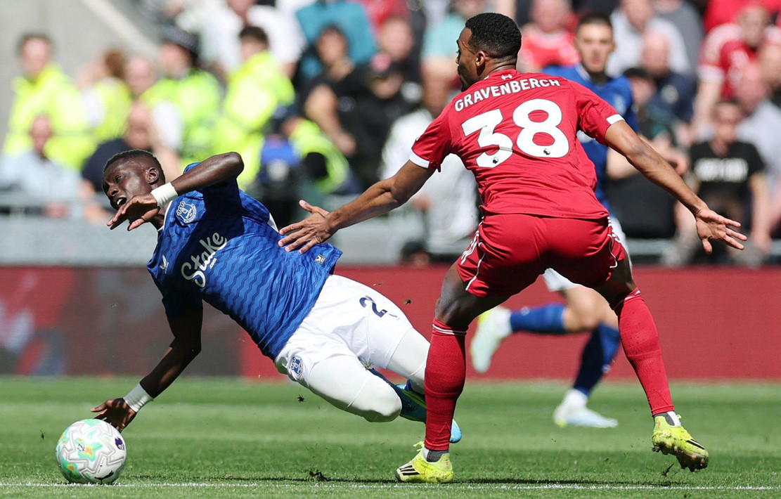 resources_premierleague_pulselive_com 2026 04 19T131217Z_1804599684_UP1EM4J10OGG5_RTRMADP_3_SOCCER ENGLAND EVE LIV.jpg