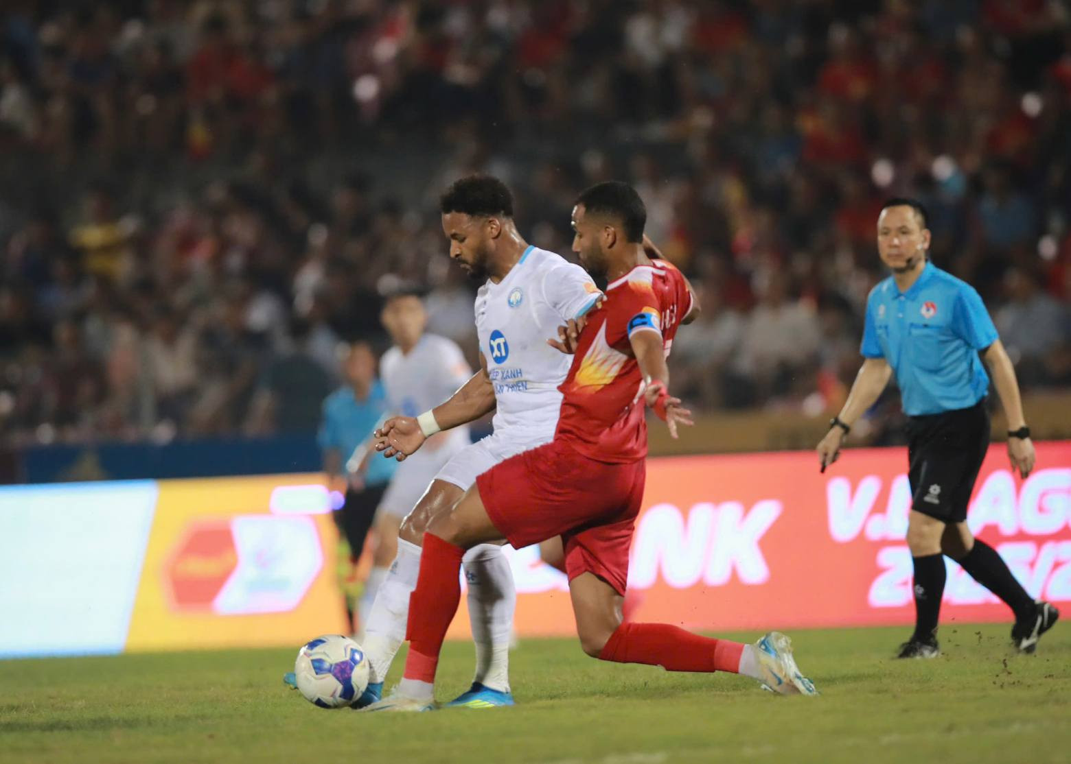 ha tinh vs nam dinh 1.jpg