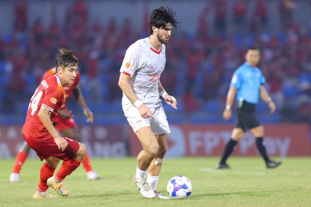 Ha Tinh The Cong 1.jpg