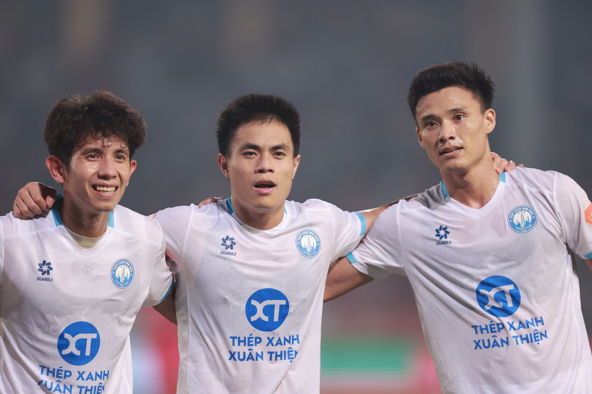 Van Dat CAHN Nam Dinh 2.jpg
