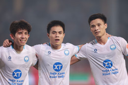 Van Dat CAHN Nam Dinh 2.jpg