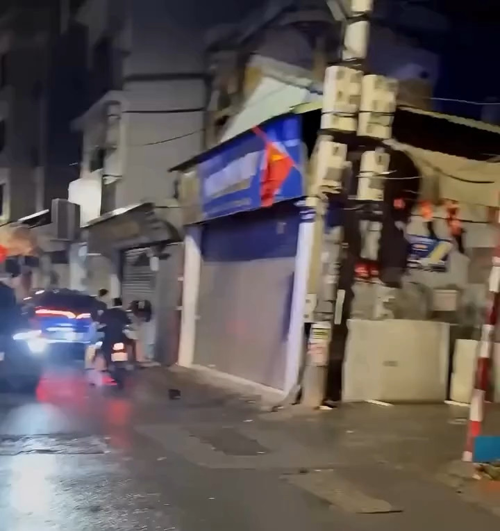 Công an xác minh vụ 2 cô gái bị 2 thanh niên đuổi đánh giữa đêm ở Hà Nội