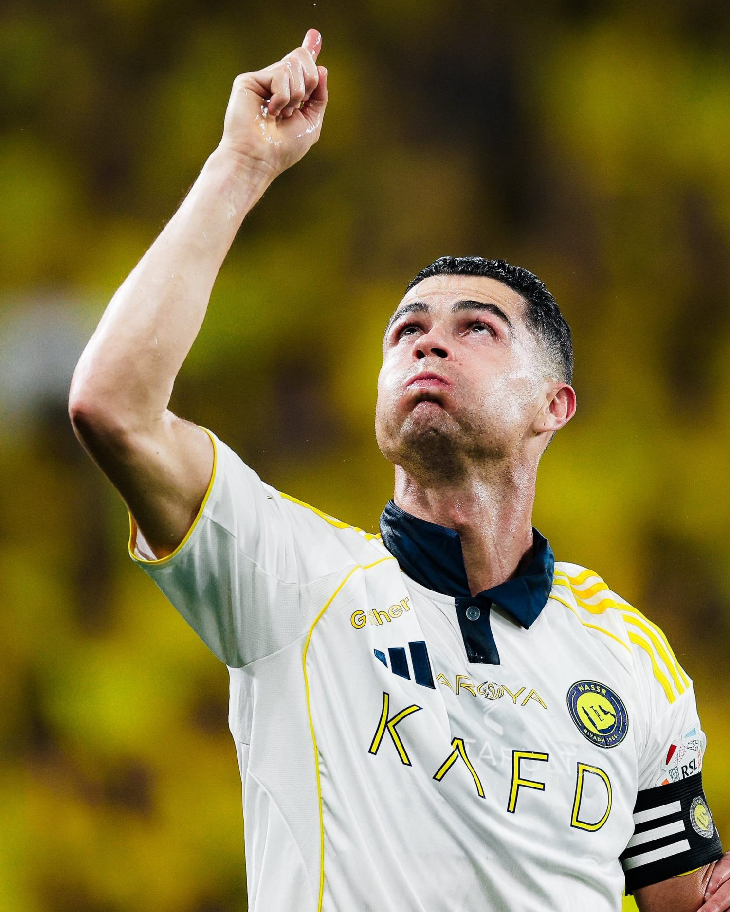 https://vms-files.vietnamnet.vn/vps_images/000001/000003/2026/5/22/ronaldo-al-nassr-118.jpg?width=0&s=yLVaMez6wl9sI_W5A_BBIg