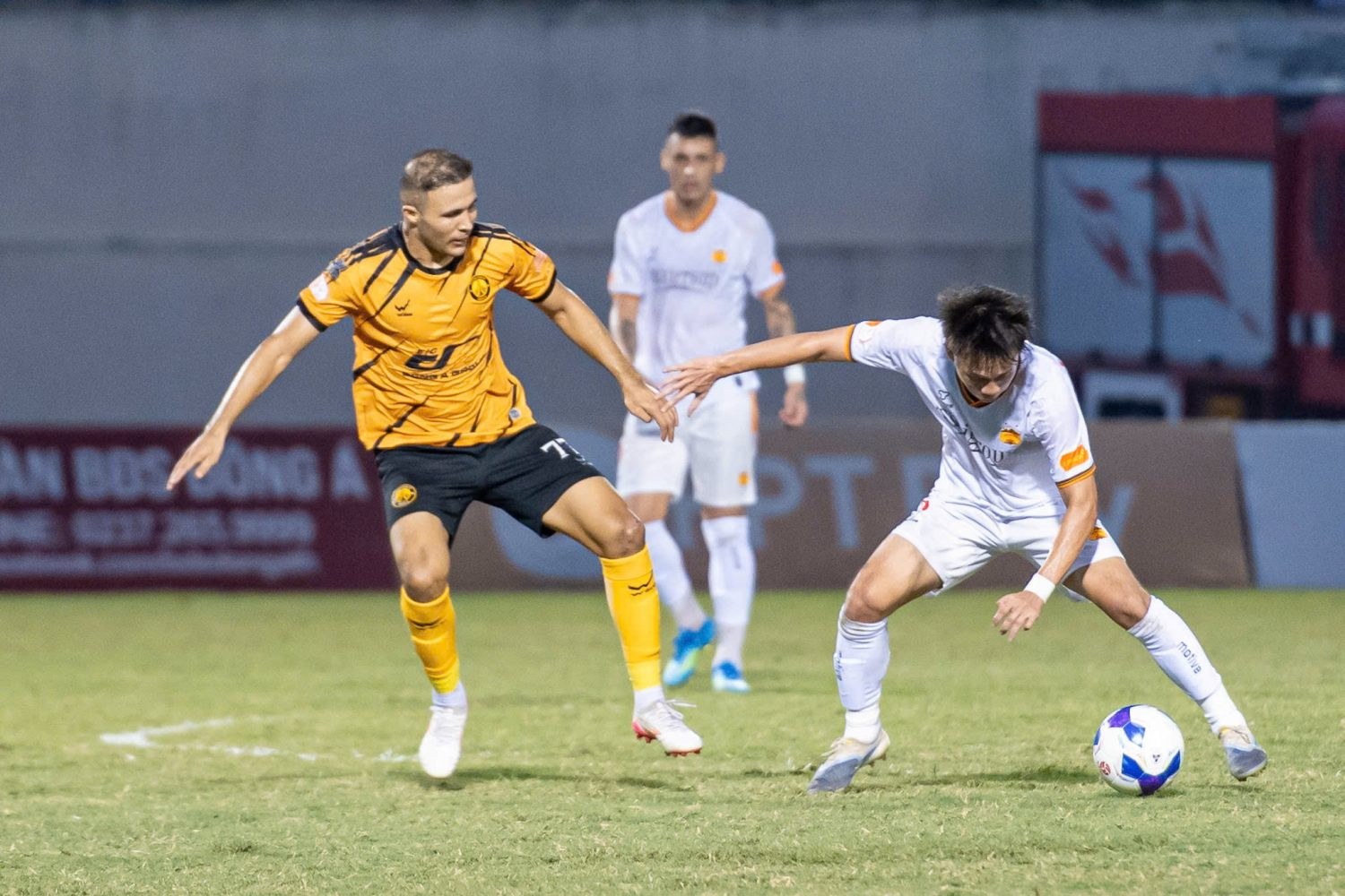 thanh hoa vs hagl 1.jpg