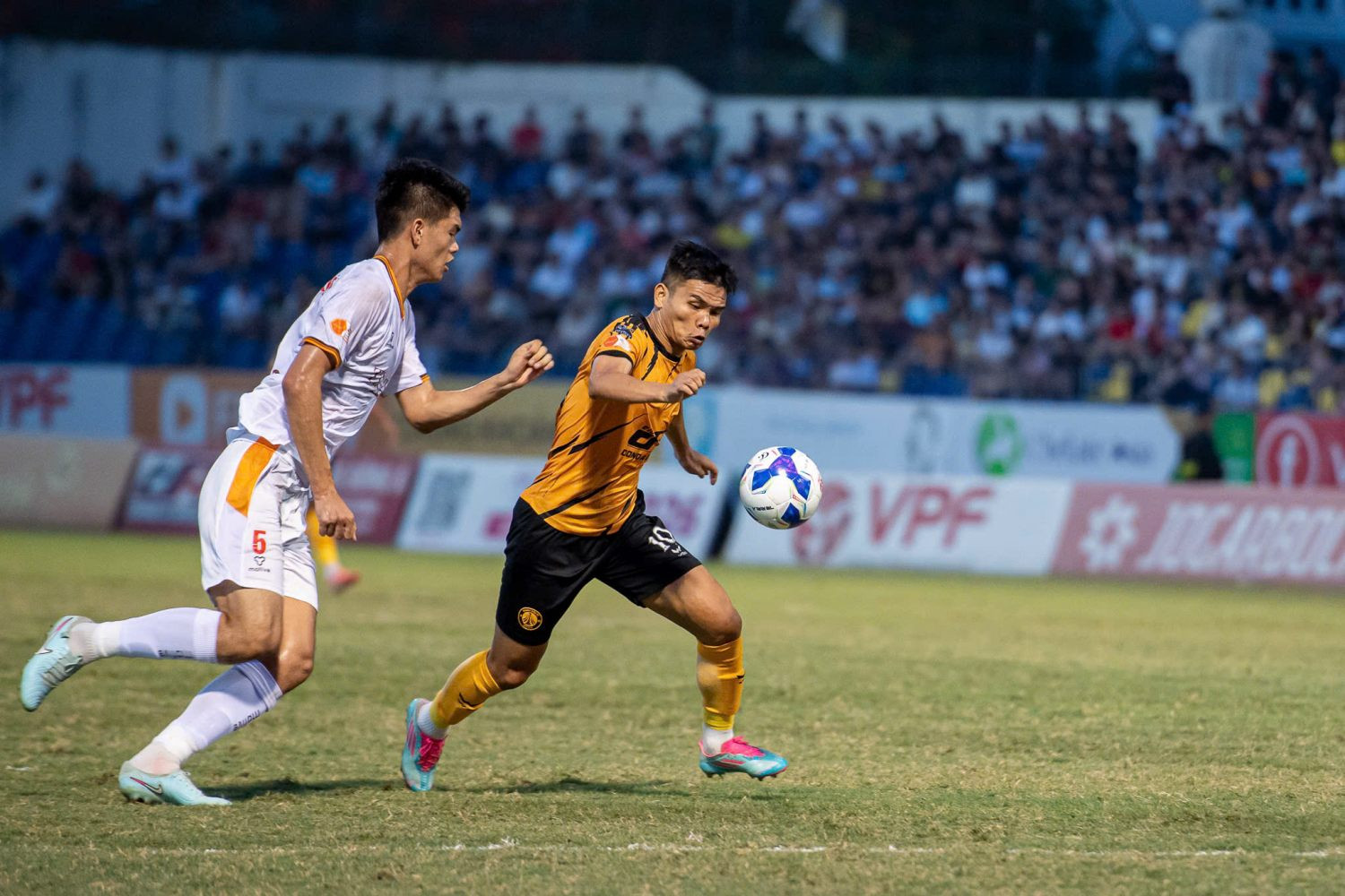 thanh hoa vs hagl.jpg