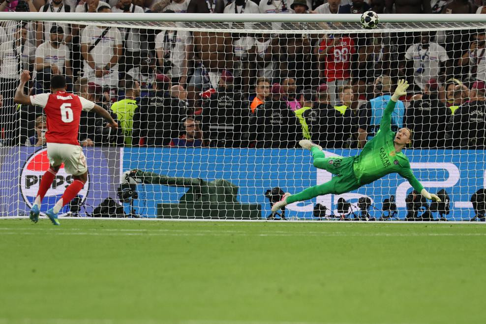 editorial_uefa_com fbl eur c1 psg arsenal final (1).jpg