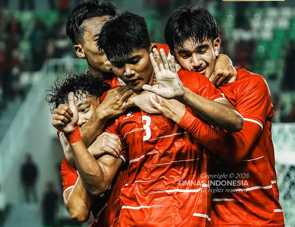 HJvBX9BbsAAoHOB.jpg