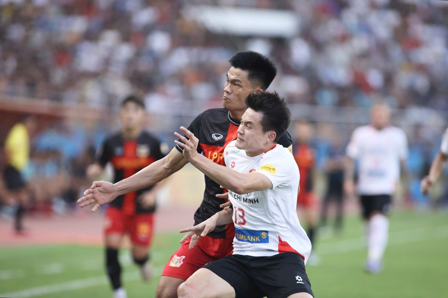 ninh binh vs ca tphcm 3.jpg