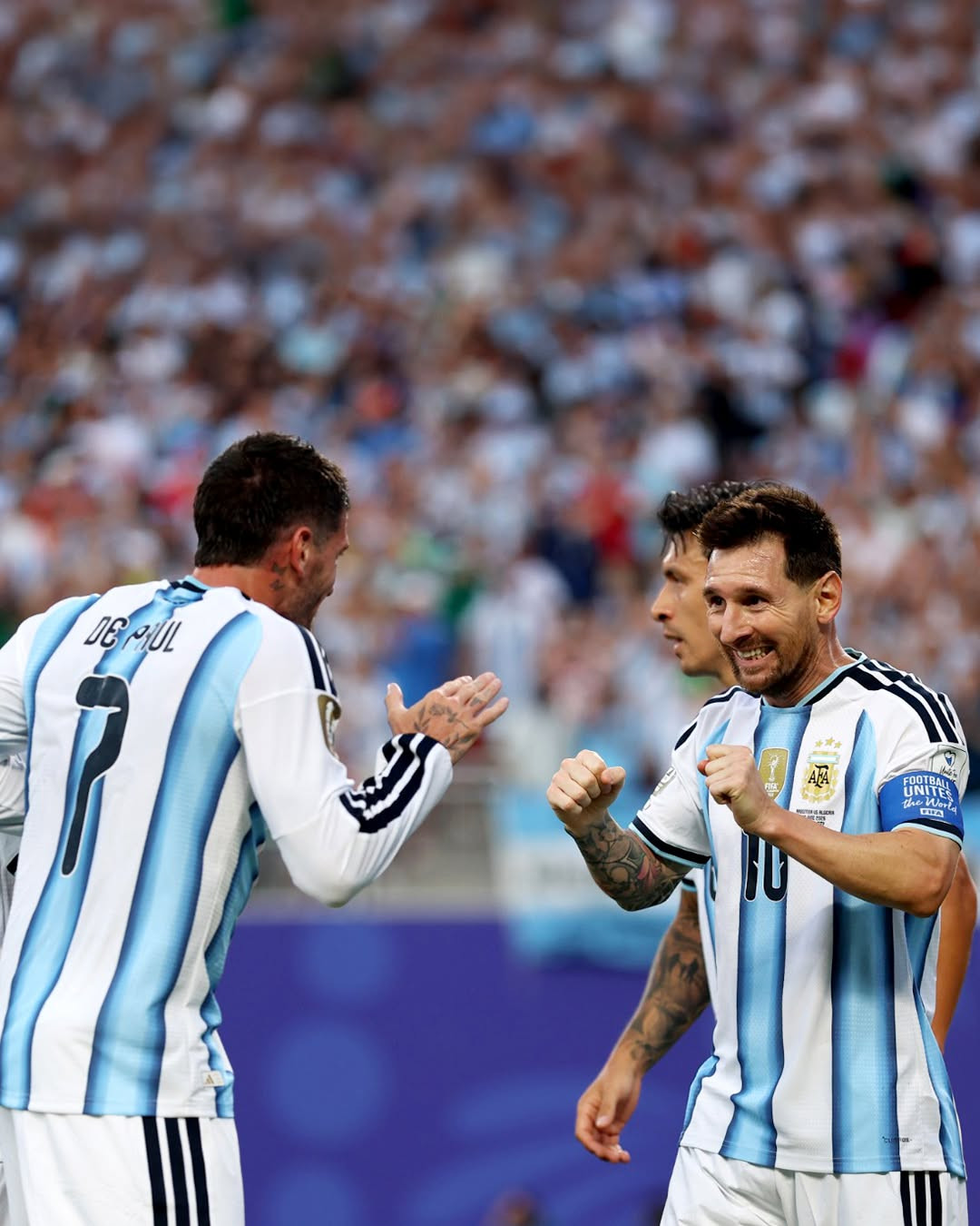 https://vms-files.vietnamnet.vn/vps_images/000001/000003/2026/6/17/messi-argentina-afa-902.jpg?width=0&s=yS3I5Y8RkxPZfhIAnYMKpA