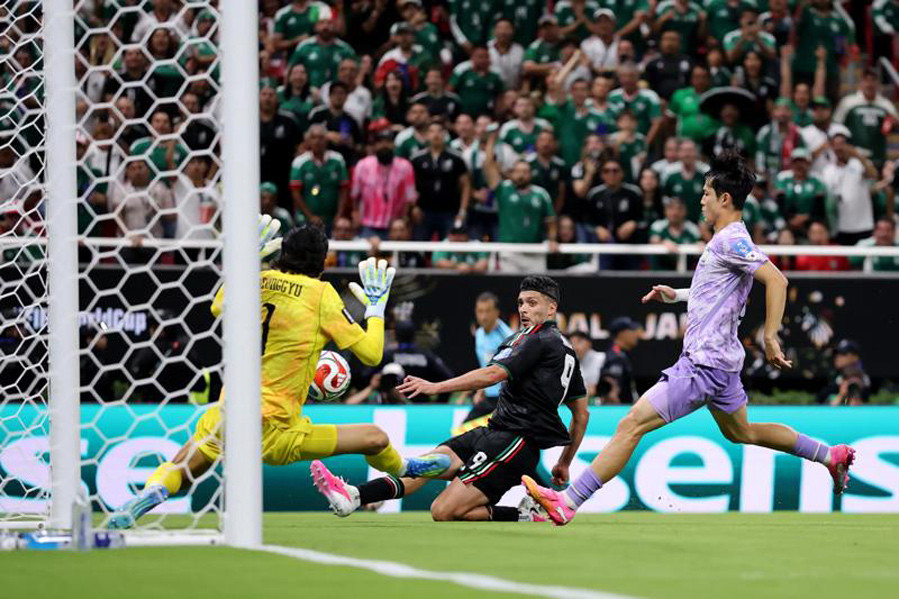 Mexico v Korea Republic Group A FIFA World Cup 2026 (2).jpg