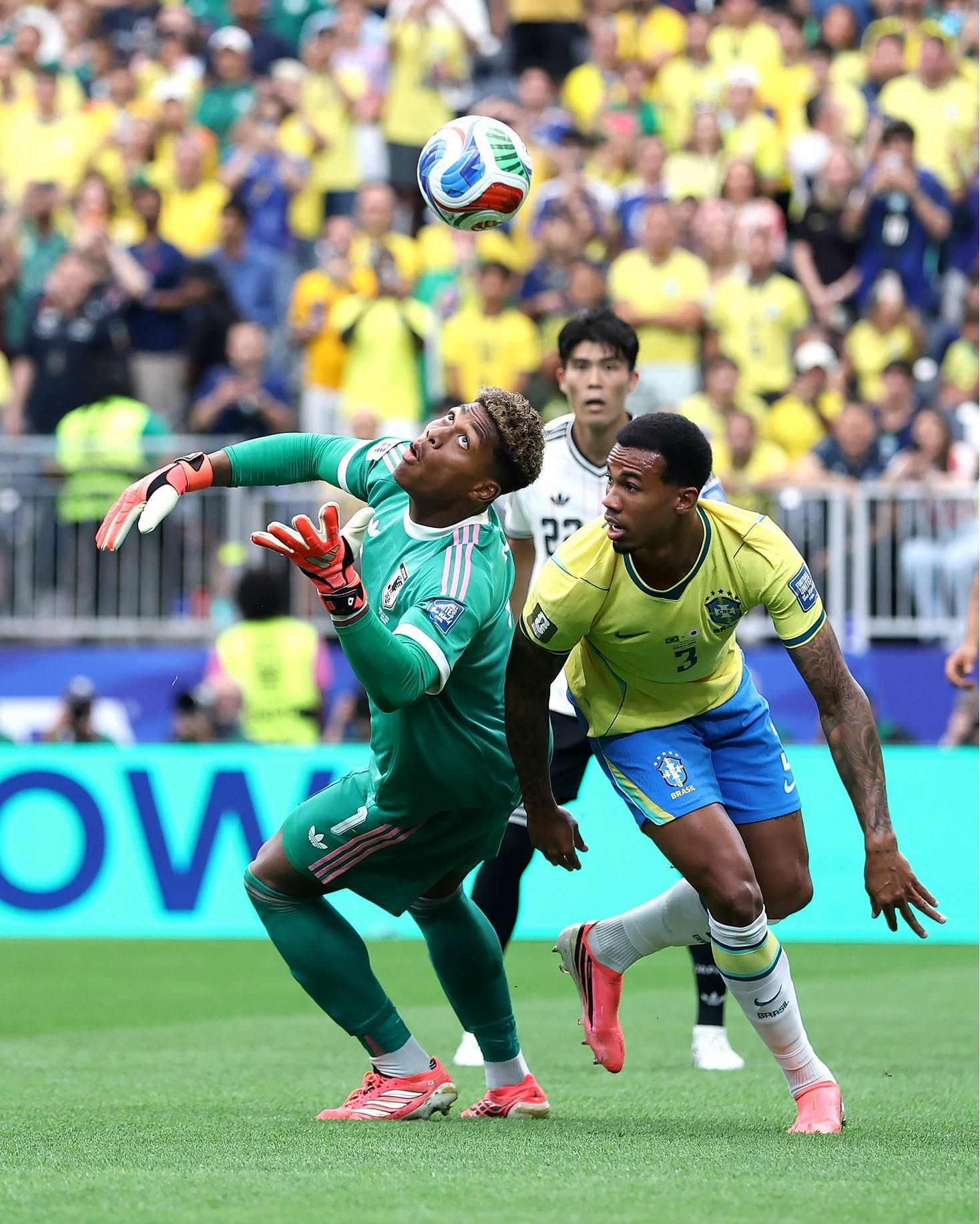 https://vms-files.vietnamnet.vn/vps_images/000001/000003/2026/6/30/nhat-ban-vs-brazil-3-144.jpeg?width=0&s=KK-aUcjsMIrsFLw9AkznKQ