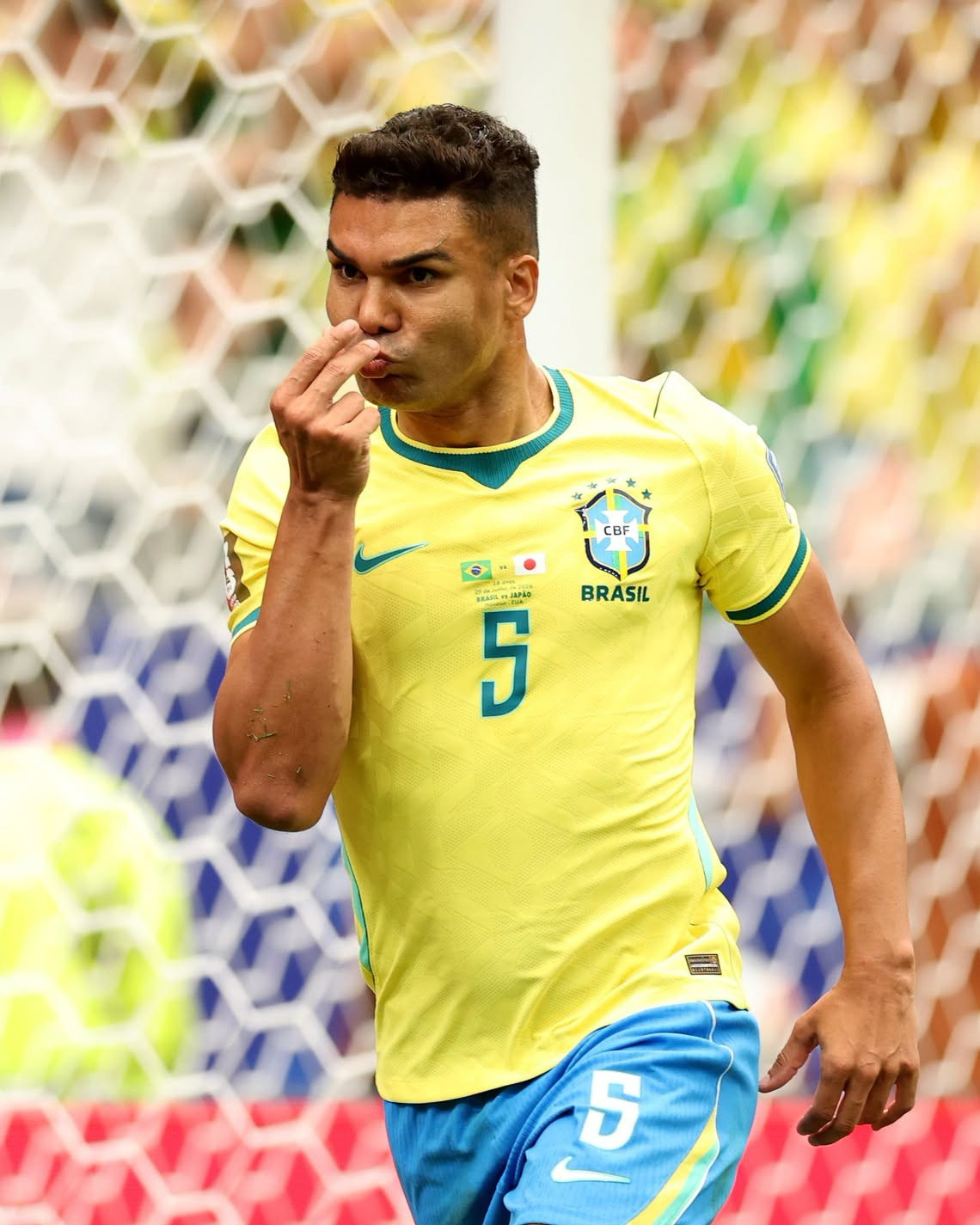 https://vms-files.vietnamnet.vn/vps_images/000001/000003/2026/6/30/nhat-ban-vs-brazil-5-140.jpeg?width=0&s=XB9HKg3Kk2_xTz94AjKQ_g