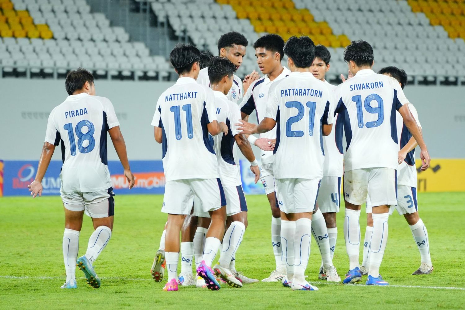 u19 thai lan 2.jpg