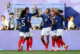 mbappe vs thuy dien 7.jpeg