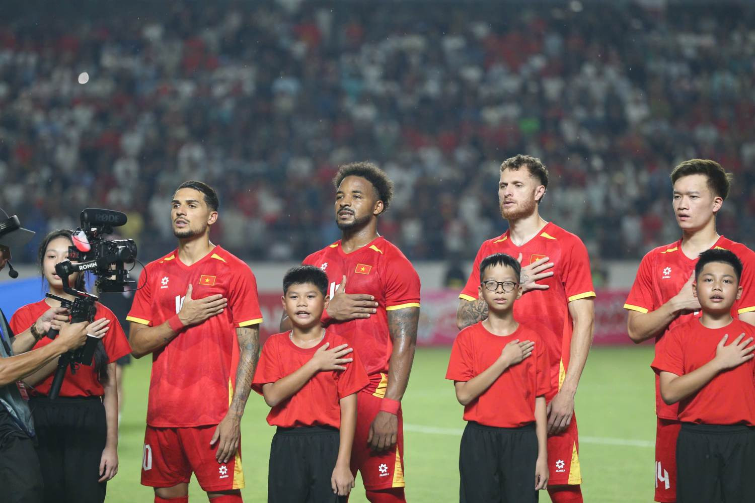 https://vms-files.vietnamnet.vn/vps_images/000001/000003/2026/7/18/viet-nam-1-1486.jpg?width=0&s=86iLZ1AF0LzN-WQt9uME7w