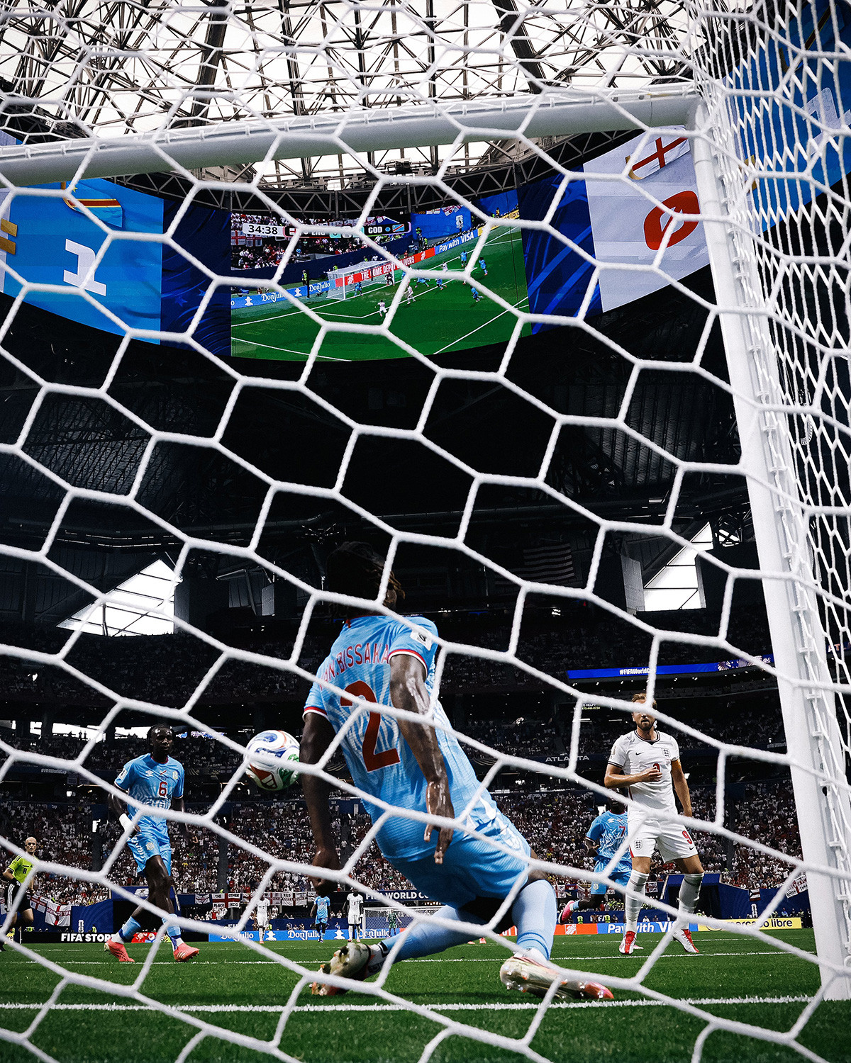Anh Congo Wan Bissaka.jpg