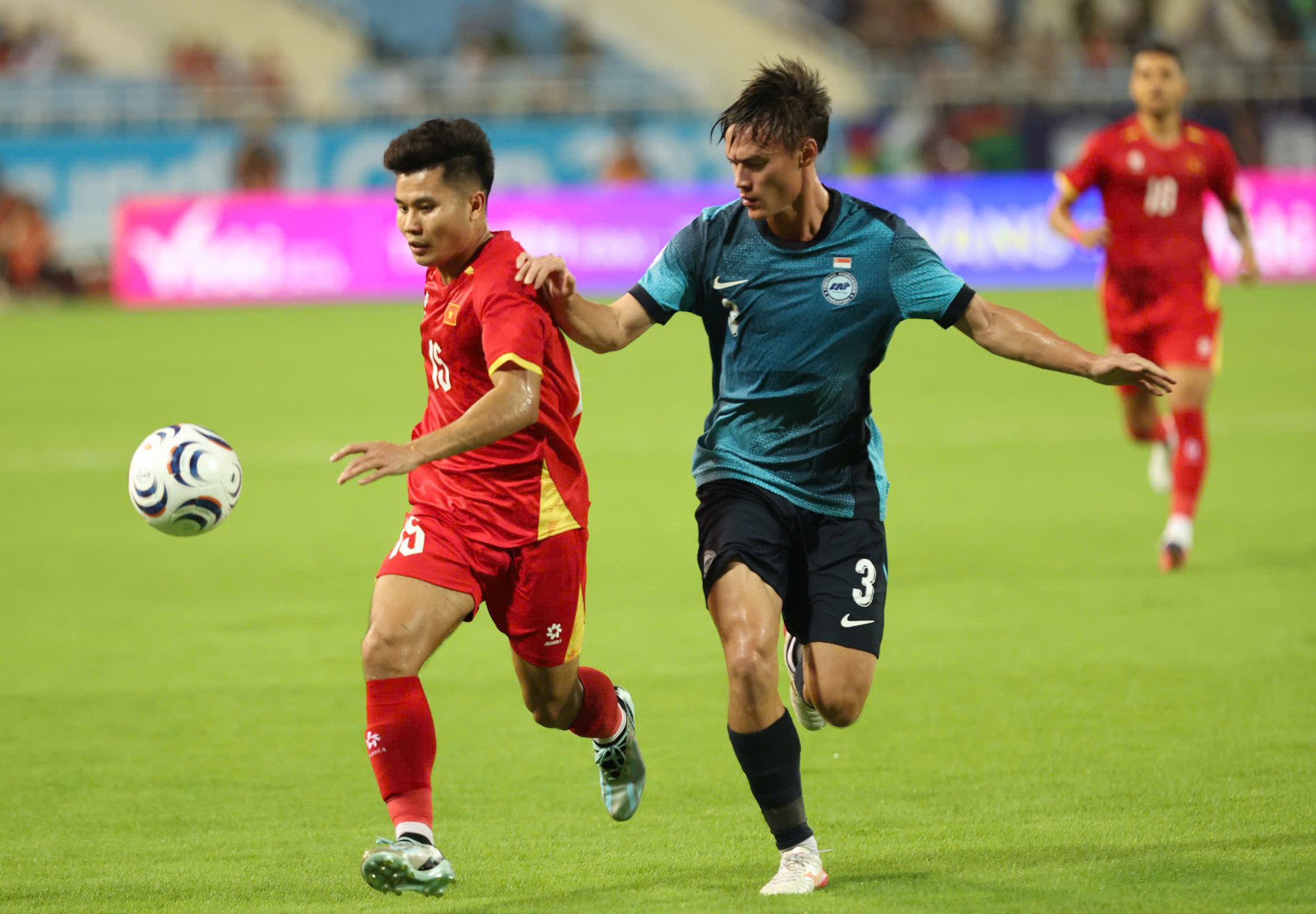 tuyen viet nam singapore 15.jpg