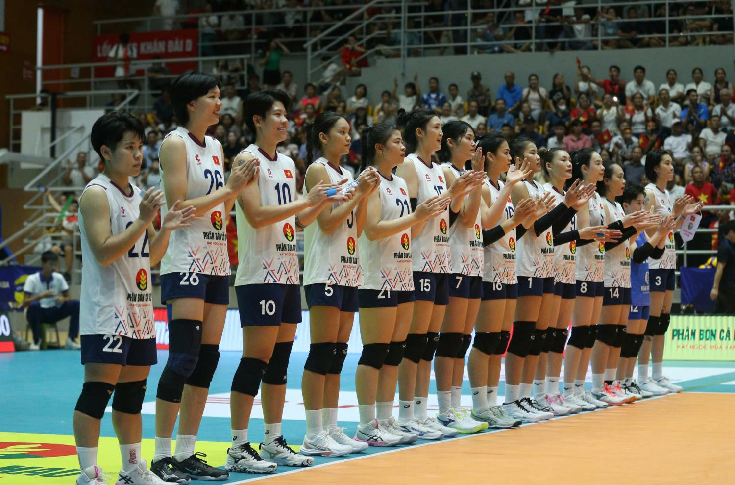 bong chuyen viet nam vs thai lan 10.jpg