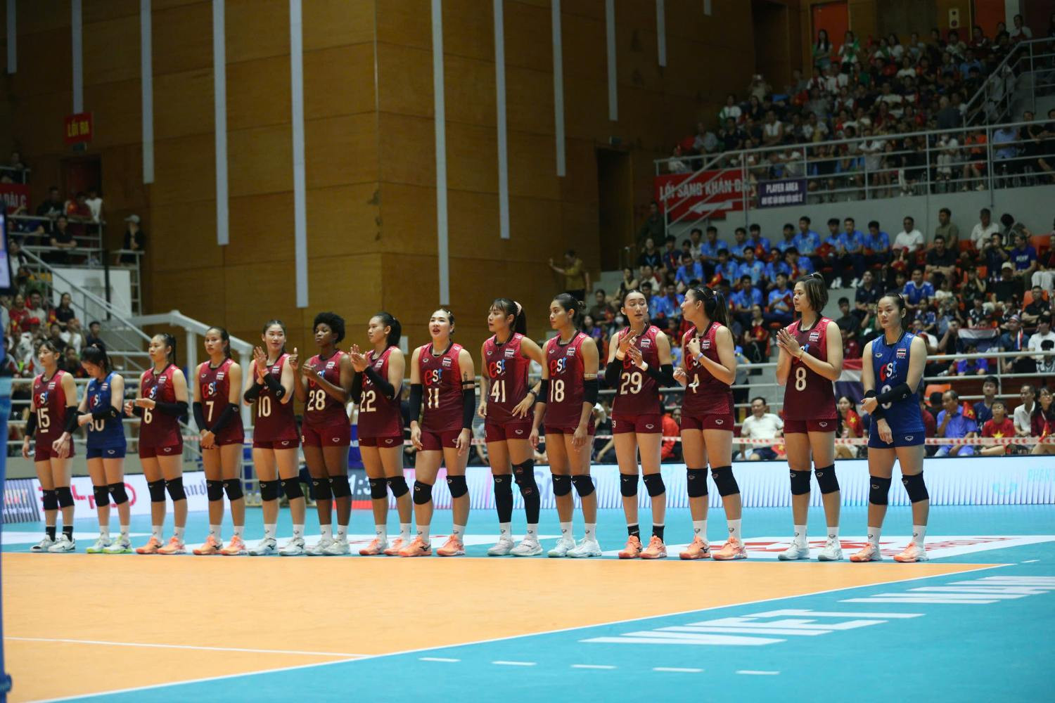 bong chuyen viet nam vs thai lan 9.jpg