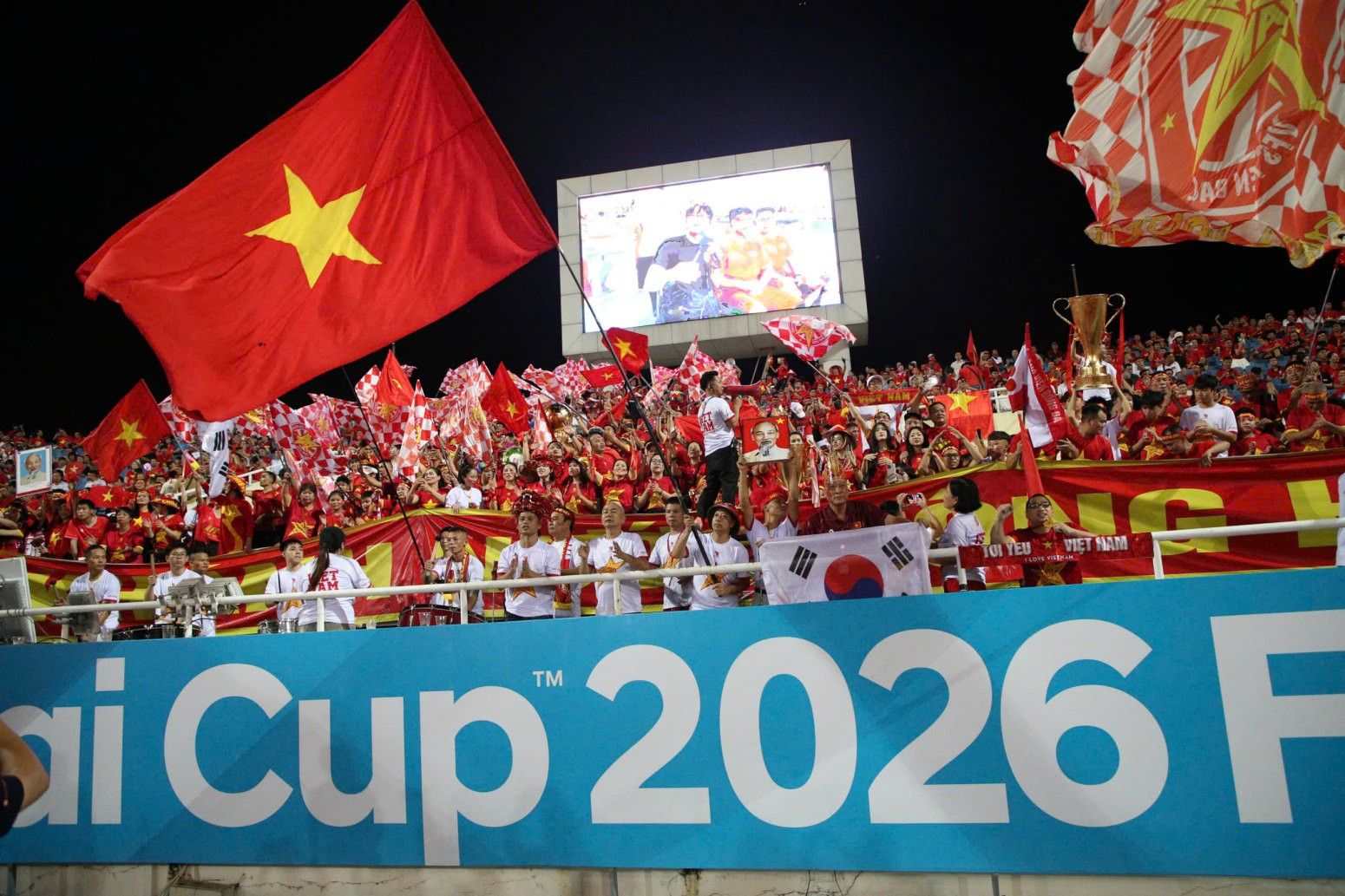 https://vms-files.vietnamnet.vn/vps_images/000001/000003/2026/8/26/cdv-viet-nam-1-2696.jpg?width=0&s=nFTqr1BpUWhPks1ih29zJg