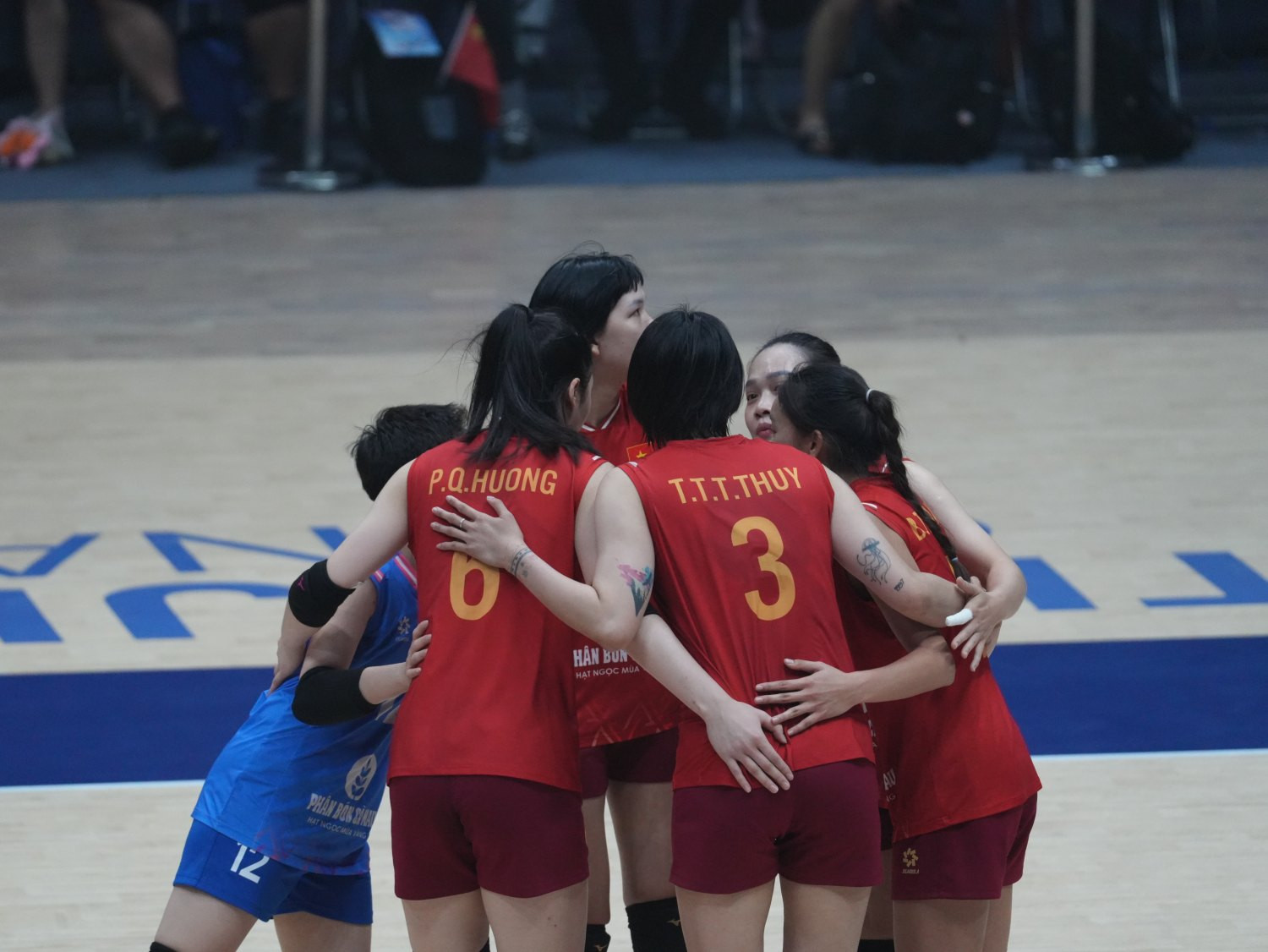 bong chuyen viet nam vs trung quoc 5.jpg