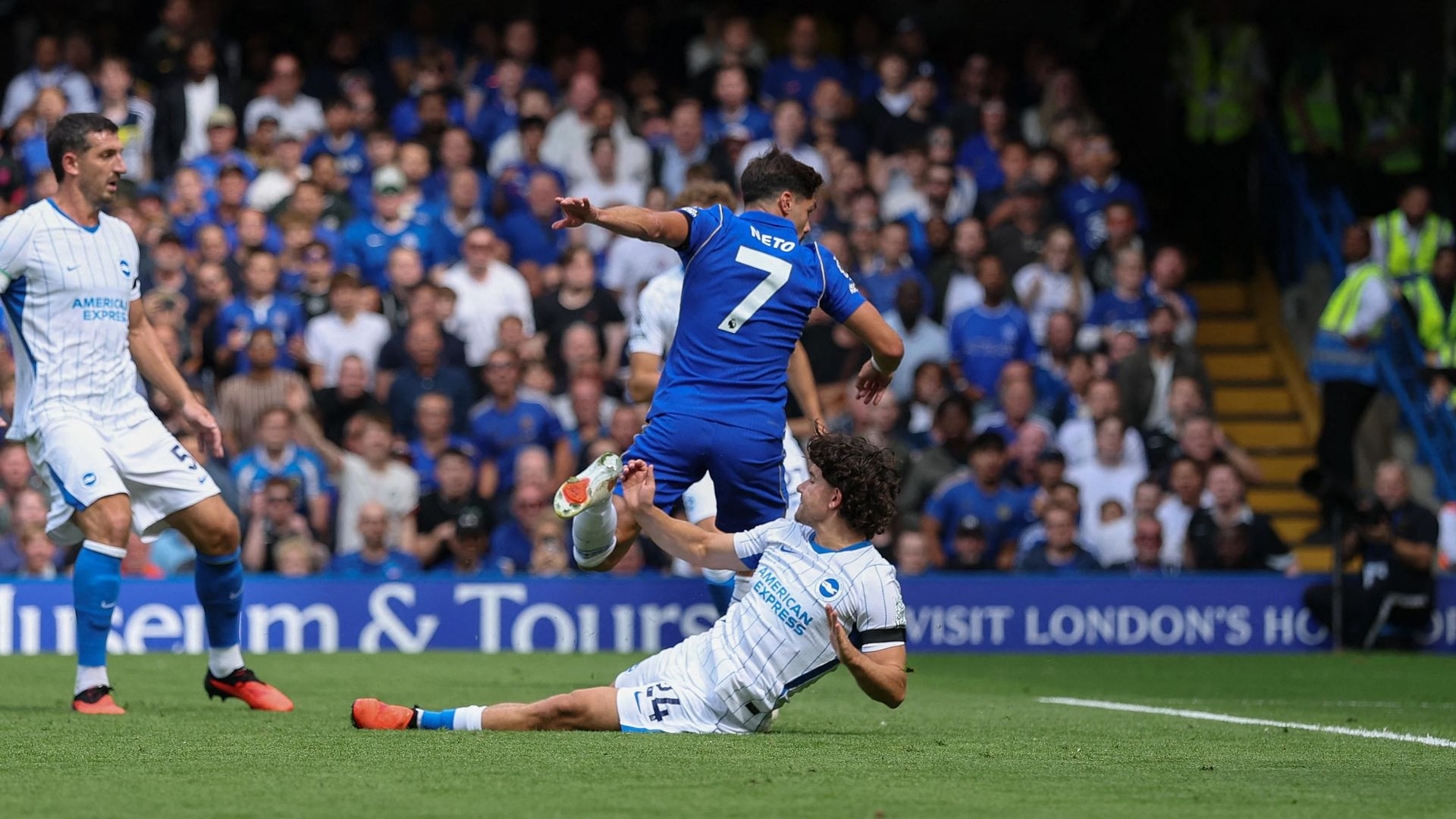 resources_premierleague_pulselive_com 2292193227 (2).jpg