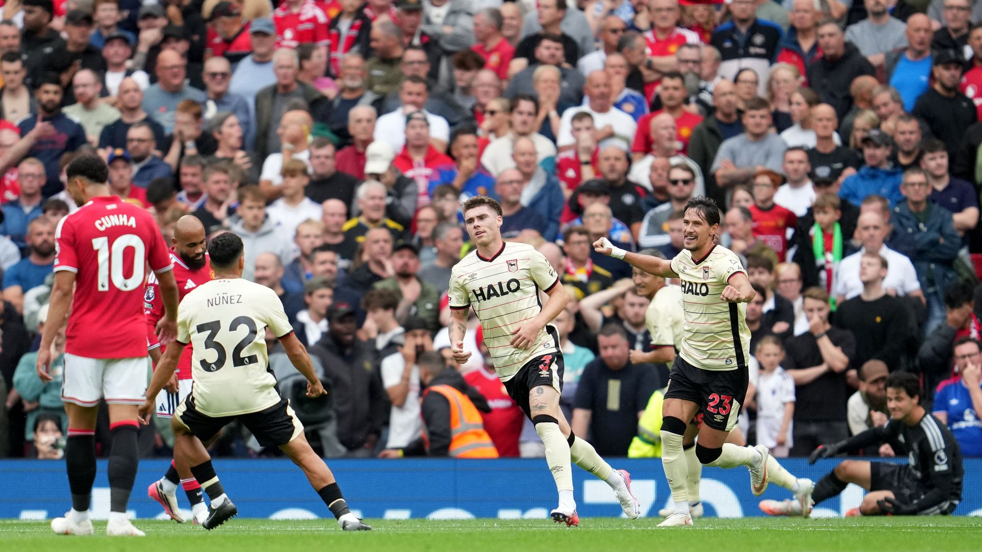 resources_premierleague_pulselive_com 2292713759.jpg