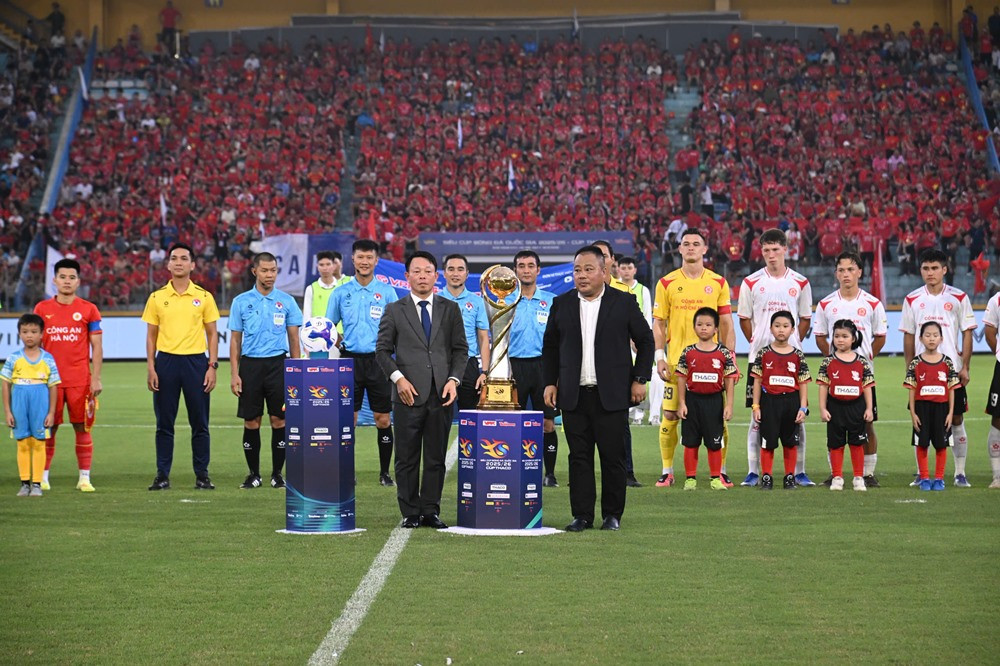 https://vms-files.vietnamnet.vn/vps_images/000001/000003/2026/8/30/sieu-cup-2-1415.jpg?width=0&s=thS0t5YQfm451H397u8B6Q