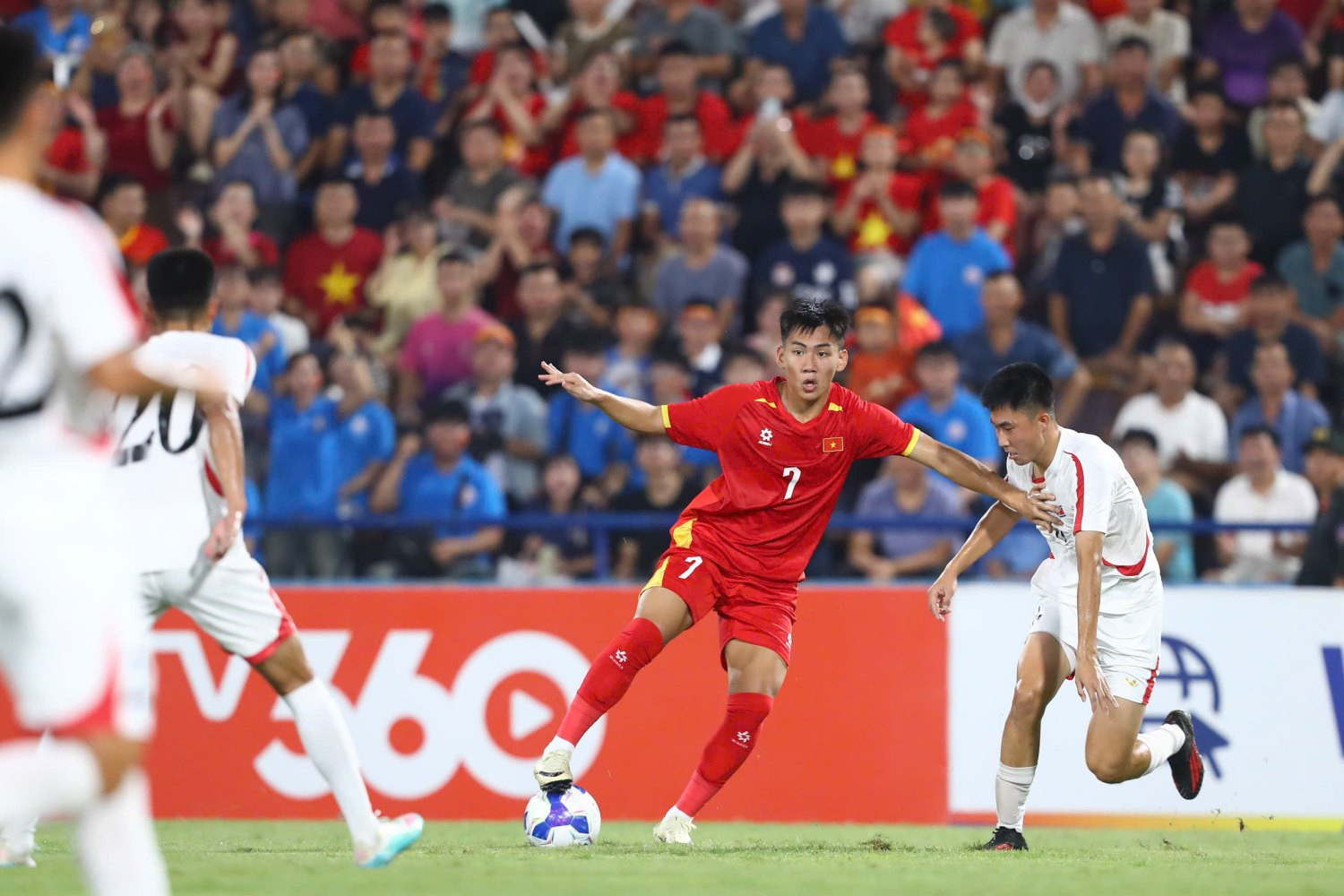 u20 viet nam vs u20 trieu tien 4.jpg