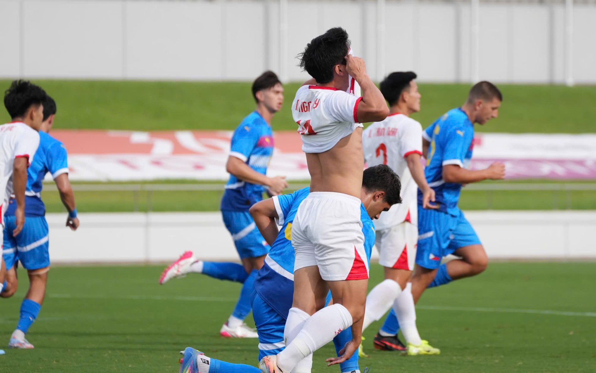 u23 viet nam philippines 6.jpg