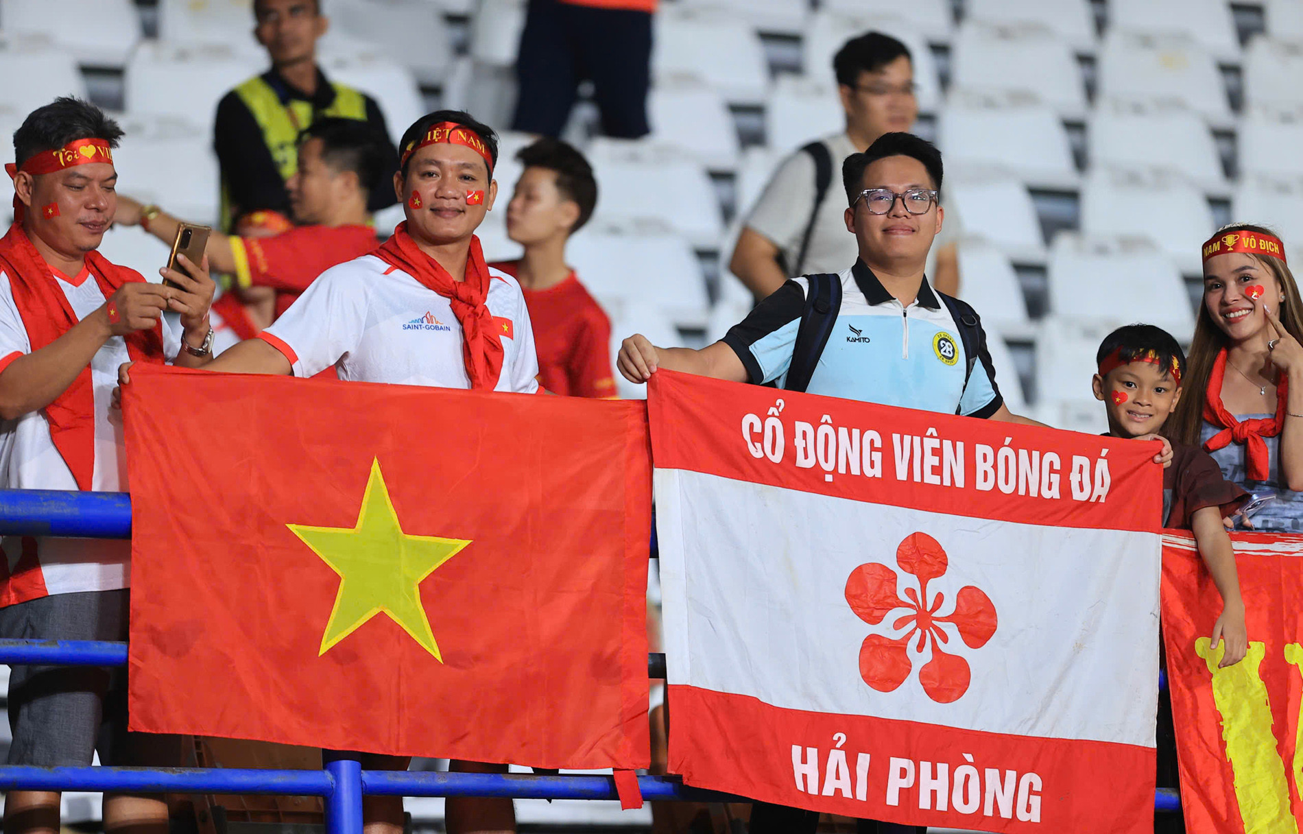 tuyen viet nam thai lan 1.jpg
