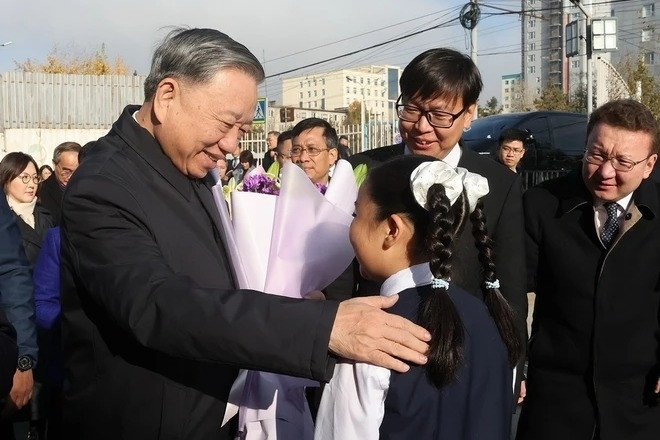 Tổng Bí thư, Chủ tịch nước thăm Trường mang tên Chủ tịch Hồ Chí Minh tại Mông Cổ