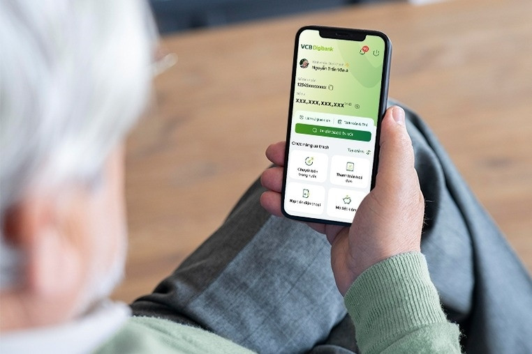 VCB Digibank có thêm giao diện phù hợp với khách hàng cao tuổi