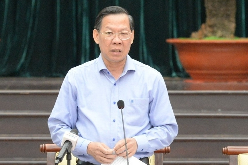 Chủ tịch TPHCM chỉ đạo khẩn về quản lý, xét duyệt cán bộ đi nước ngoài