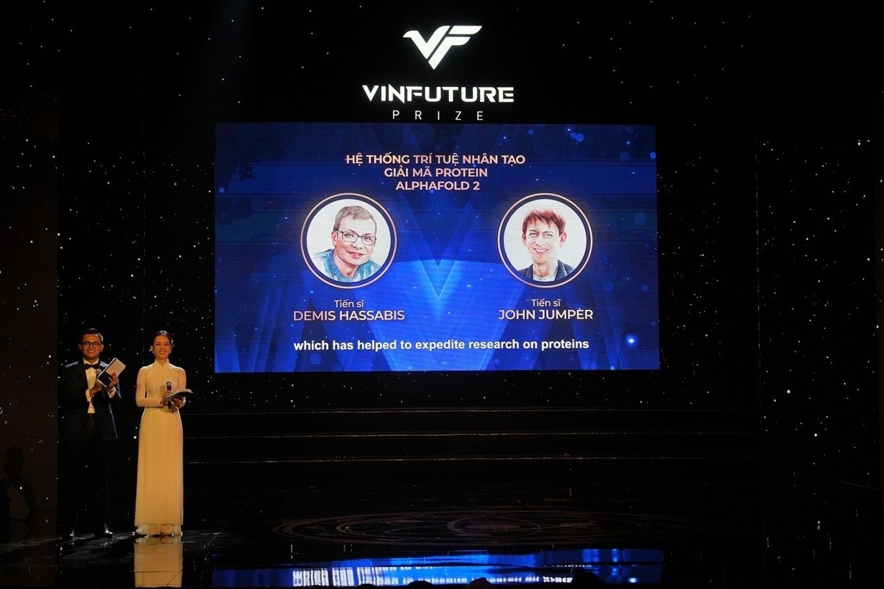 Hai chủ nhân Giải thưởng VinFuture nhận giải Nobel Hóa học 2024