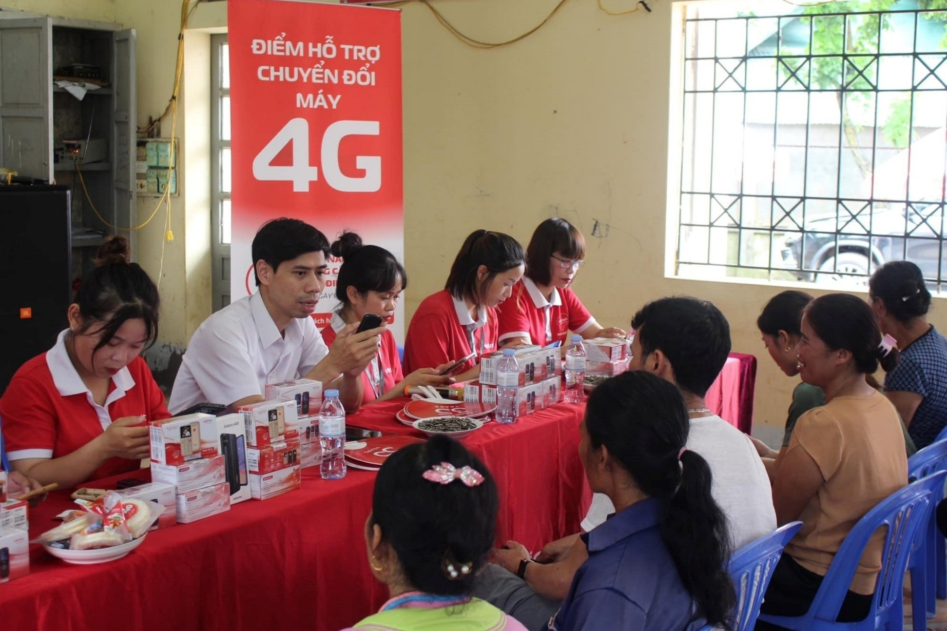 Chuyển đổi 2G lên 4G: Trách nhiệm xã hội cao nhất của doanh nghiệp viễn thông