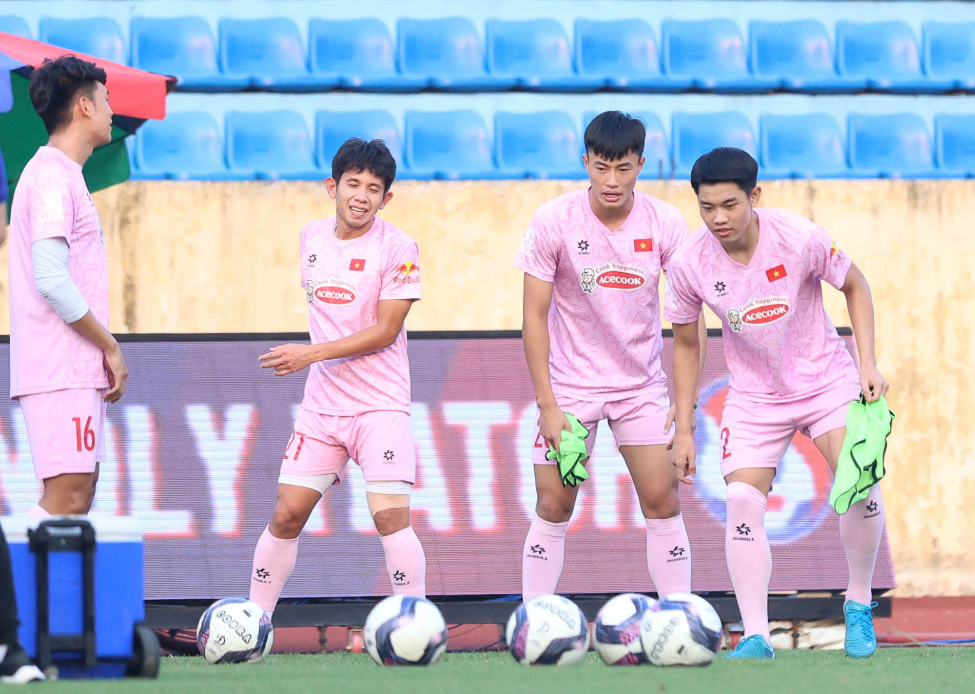 tuyen viet nam 3.jpg