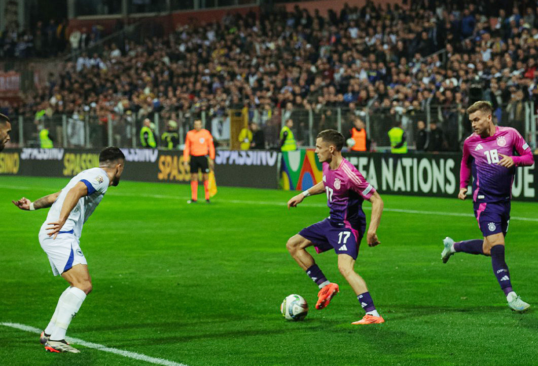 Undav rực sáng, Đức đánh bại Bosnia Đức UEFA