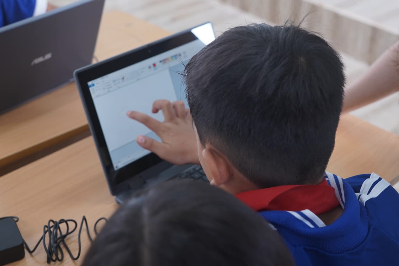 Trẻ em Bắc Giang