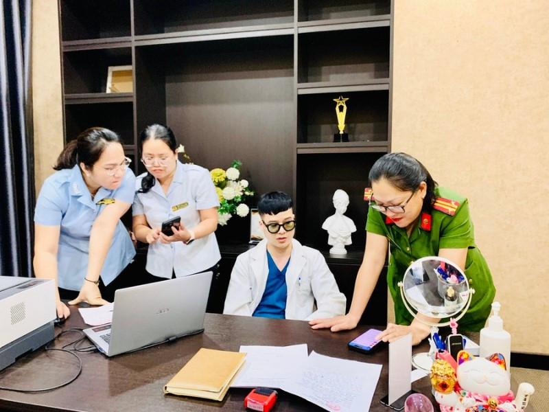 Đình chỉ hoạt động 3.jpg