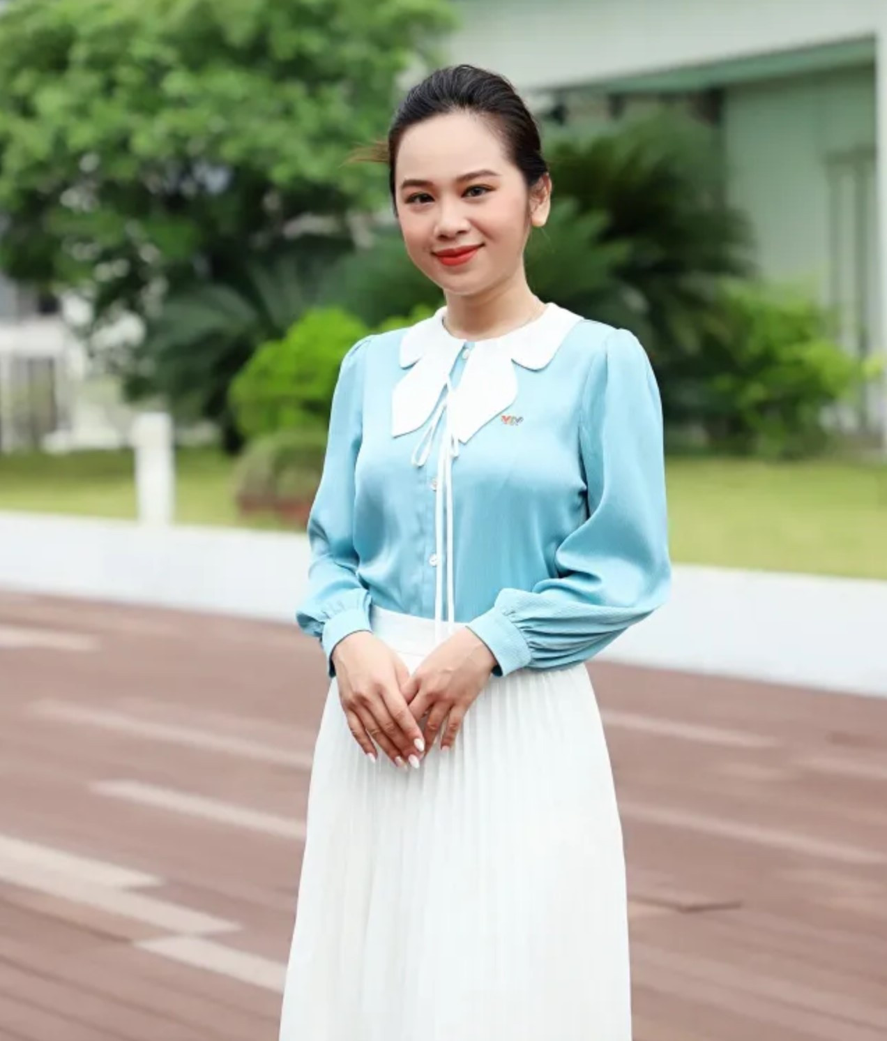 MC Tuyet Ngan  1.jpg