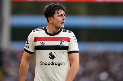 MU rao bán Harry Maguire giá rẻ giật mình