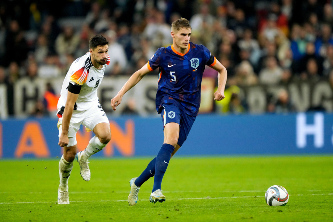 Tuyển Đức đánh bại Hà Lan không Van Dijk GZ4KzBnWkAAP1g0.jpg