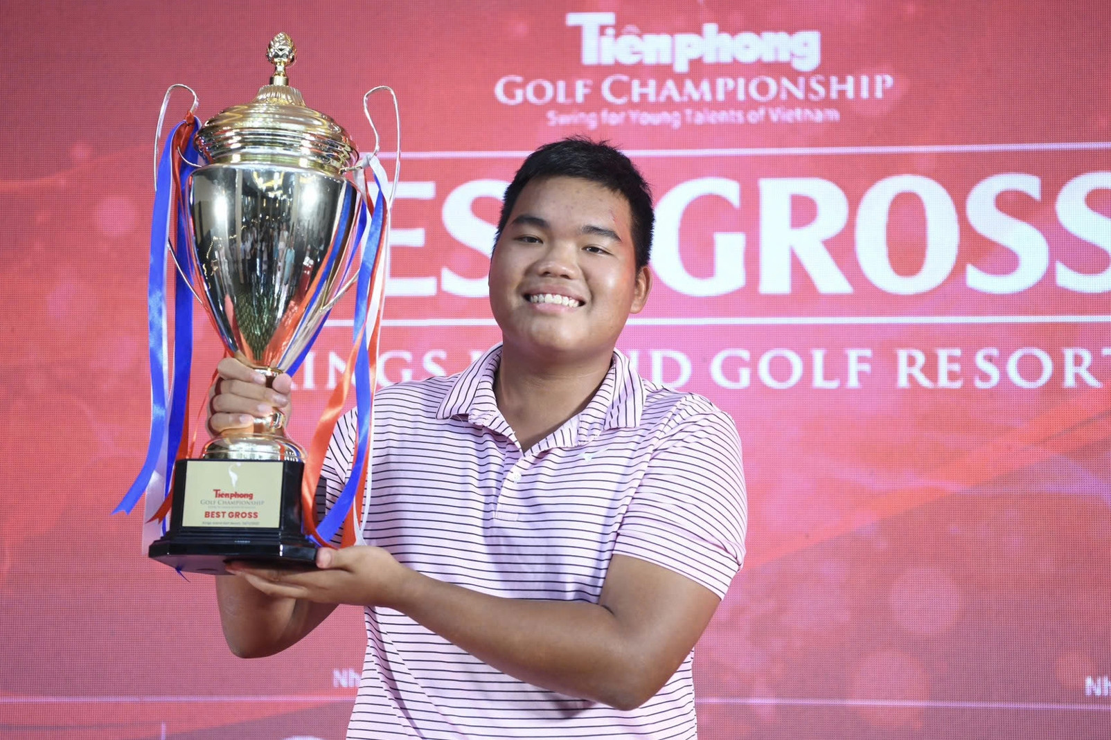 Tiền Phong Golf Championship chắp cánh cho các tài năng trẻ