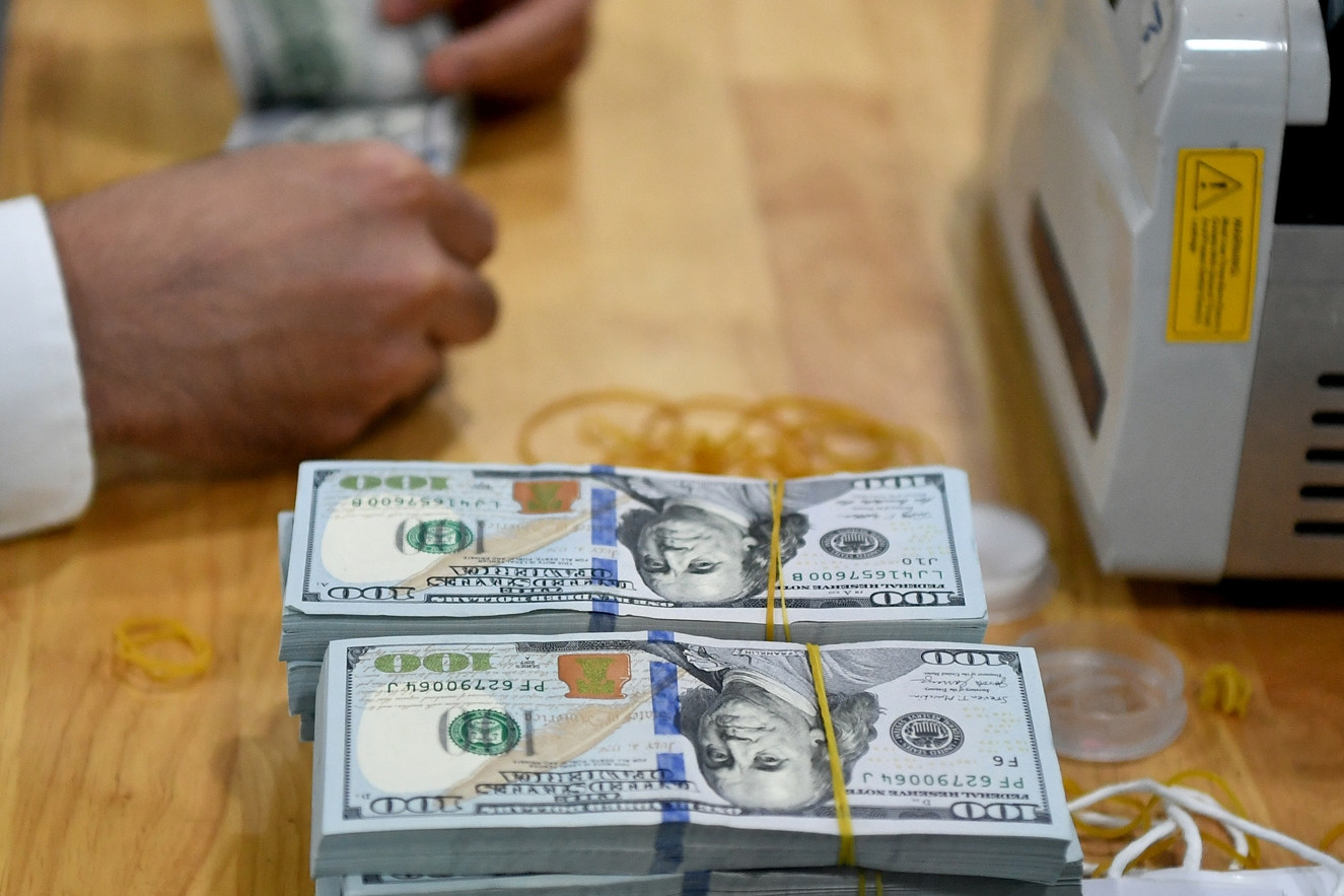 Giá USD ngân hàng đồng loạt tăng mạnh