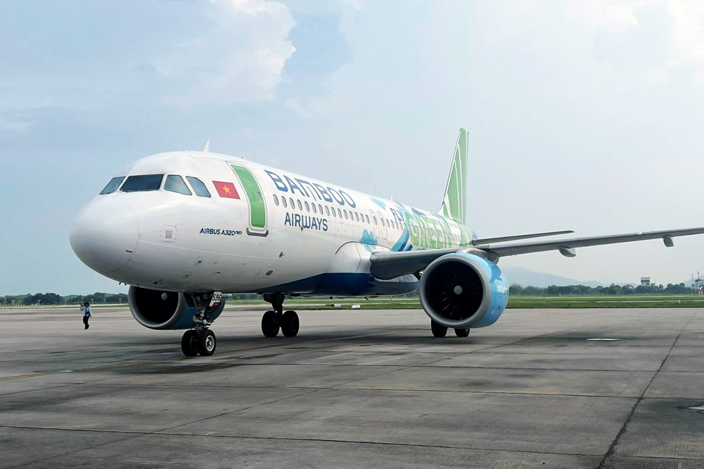 Hủy bỏ tạm hoãn xuất cảnh với CEO Bamboo Airways Lương Hoài Nam