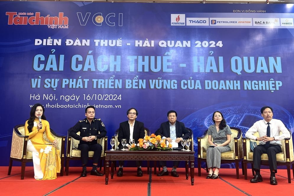 Lý do cần xem lại quy định bắt buộc nộp tờ khai thuế thu nhập cá nhân