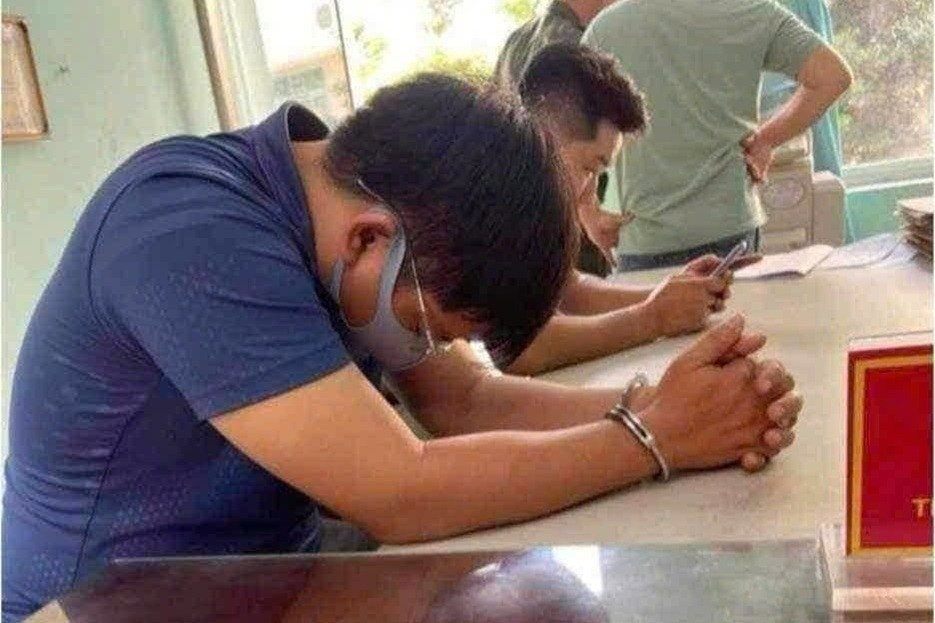 Thu hồi quyết định tặng bằng khen với thầy giáo dâm ô nữ sinh ở Bình Dương